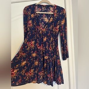 American Eagle Flowy Floral Long-Sleeve Dress